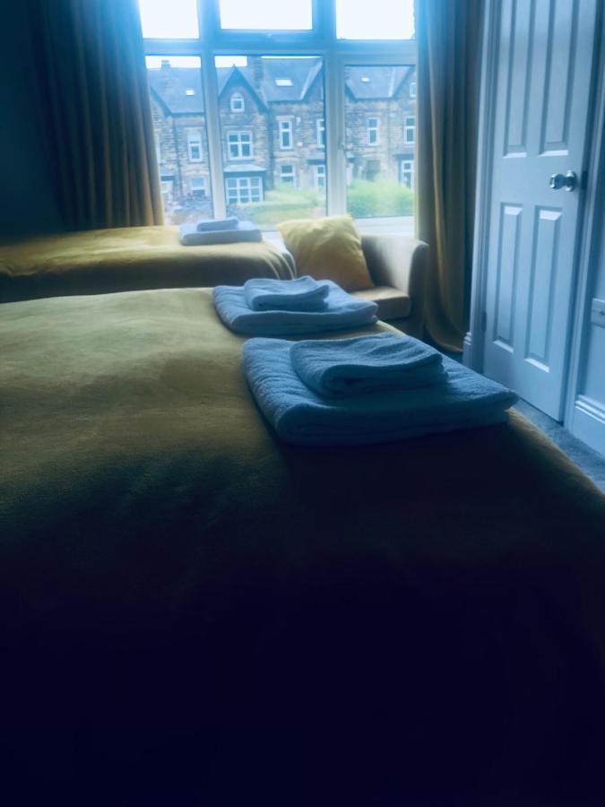 The Beechwood Bed and Breakfast Leeds  Buitenkant foto