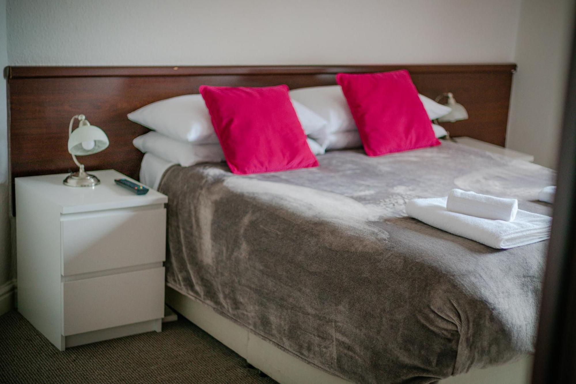 The Beechwood Bed and Breakfast Leeds  Buitenkant foto
