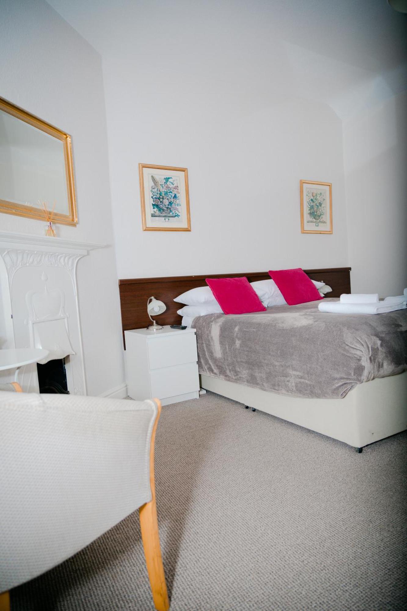 The Beechwood Bed and Breakfast Leeds  Buitenkant foto