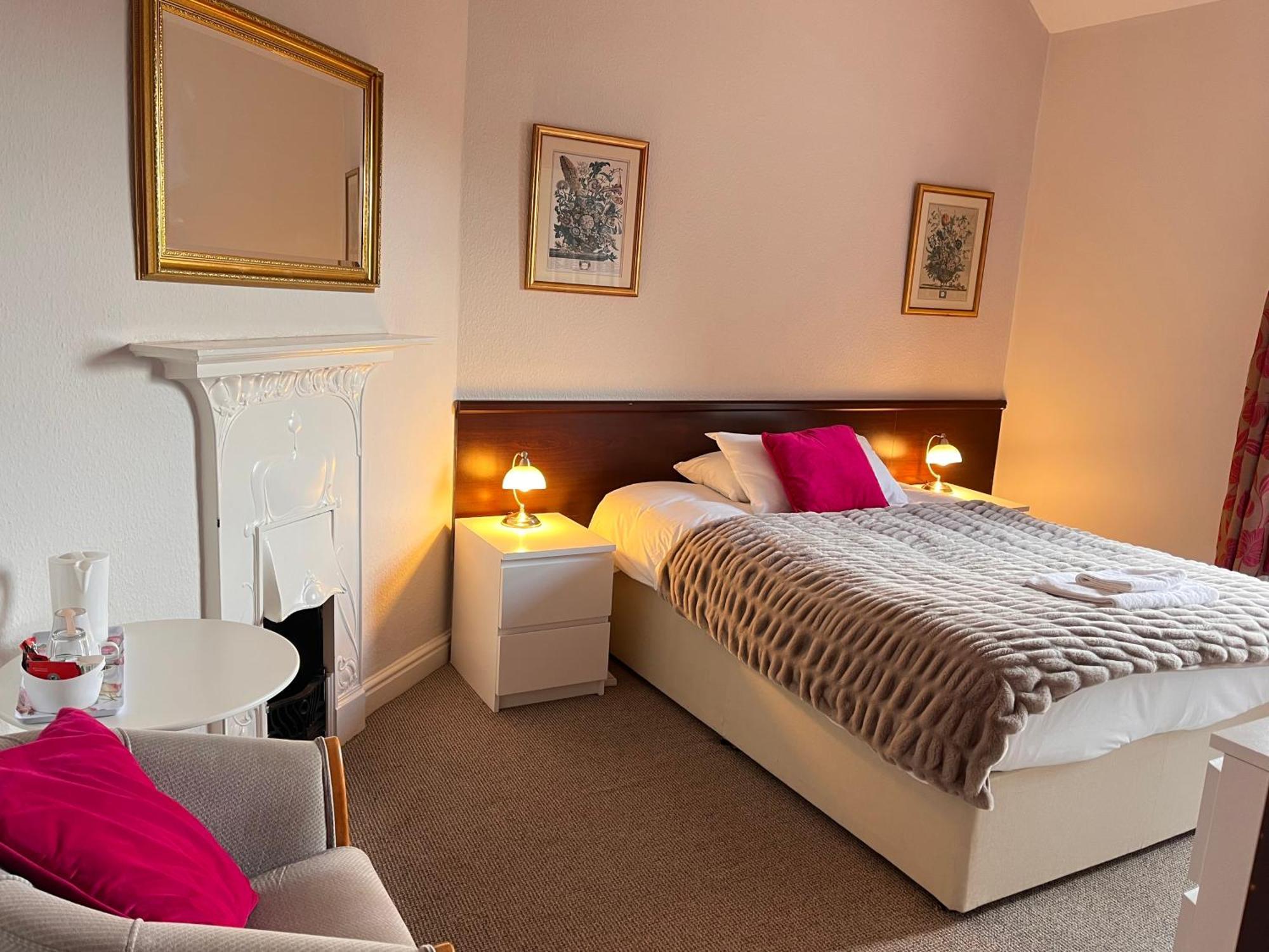 The Beechwood Bed and Breakfast Leeds  Buitenkant foto